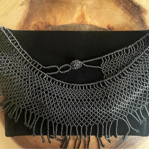 Handmade beaded Necklace 🖤 - Picture 4 of 6